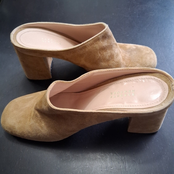 Barneys New York Tan Slip On Mules Size 6 (35.5) - Picture 8 of 11